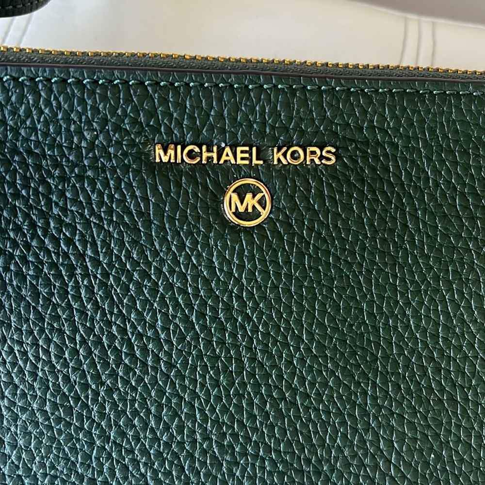 Mk wristlet - Picture 2 of 10